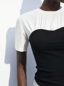 Maija Áo thun nữ tay ngắn cổ tròn bo gấu màu tương phản đen trắng thiết kế thời trang giản dị, phong cách, phù hợp mặc hàng ngày - màu đen - Xem 7