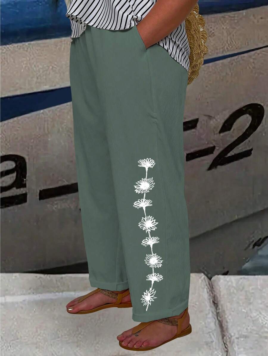 SHEIN LUNE Plus Size Floral Printed Casual Pants With Pockets - Green - View 1