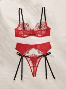 Women's Sexy 3-Piece Set With Color-Contrasting Embroidery, Bra And Panty Set - Burgundy - View 2