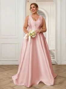 SHEIN Belle Plus Size Deep V-Neck 3D Lace Plaid Simple And Elegant Wedding Dress With Large A-Line Hem And Train - Pink - View 4