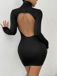 Chiquease Minivestido ajustado con cuello alto y mangas largas con gran recorte en la espalda - Negro - Ver 3