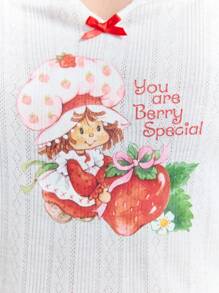 Strawberry Shortcake X SHEIN Women's Summer Cute Lettuce Edge Contrast Color Lace Cartoon Character Strawberry Print T-Shirt Bow Fitted Cropped T-Shirt Top Square Collar Embroidered Mesh White Graphic T-Shirt