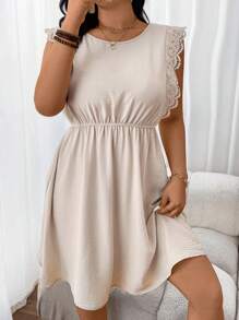 SHEIN Frenchy Plus Size Back To School Lace Sleeve & Texture Patchwork Women's Dress