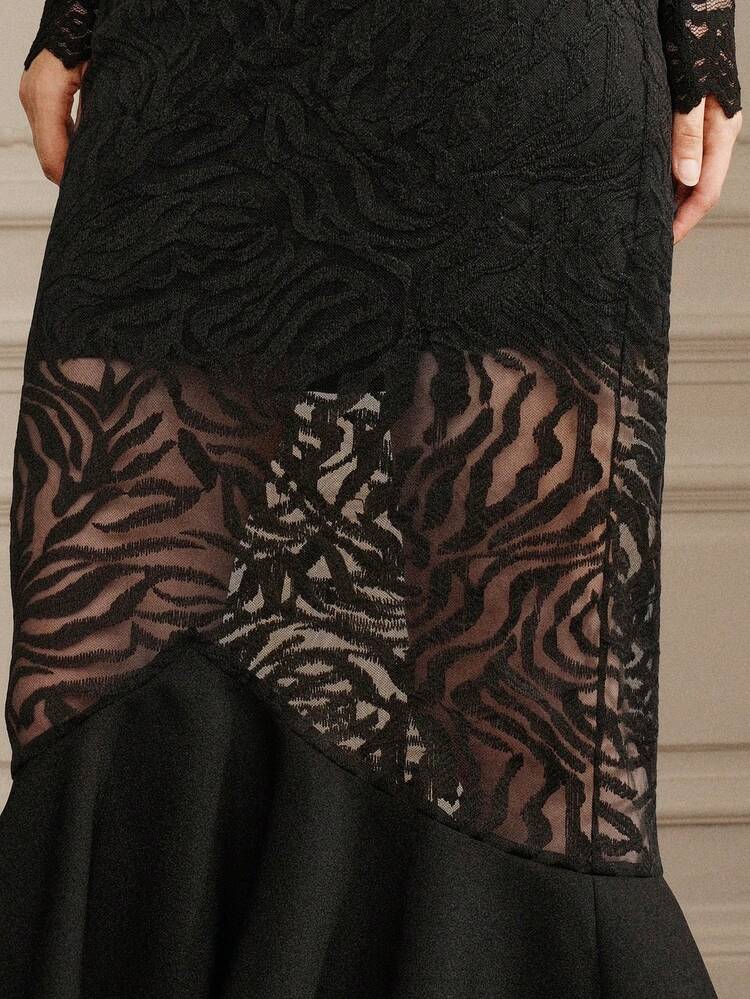 Falda de sirena sexy de malla transparente con parches de bordado