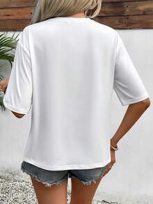 SHEIN LUNE 女裝夏季圓領休閒T卹，下垂肩短袖和3D花卉裝飾 - 白色 - 查看 2