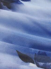 SHEIN Essnce 大码女式休闲修身蓝色印花抹胸、可爱上衣、曲线上衣、俱乐部上衣、秋装、Y2k 服装、巡航女装 - 藍色 - 查看 4