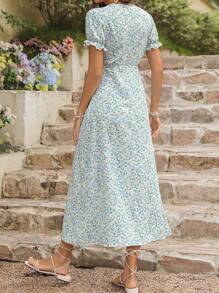 SHEIN VCAY Plus Size Women's Printed Simple Daily Short Sleeve V-Neck Dress - Multicolor - View 3