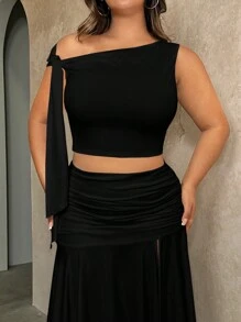 SHEIN BAE Plus-size dames zomer zoete vakantie dating witte gebreide tubetop met asymmetrische zoom en design sense rok 2 stuks/set