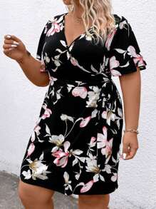 SHEIN LUNE 附花卉印花蝴蝶袖束縛側邊連衣裙