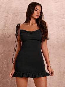 SHEIN BAE 夏季性感緊身紅色波紋領蝴蝶結後空心甜美荷葉邊蕾絲裝飾女士迷你裙 - 黑色 - 查看 5