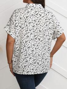 SHEIN LUNE Plus Size Floral Printed Notch V Neck Short Sleeve Blouse - Multicolor - View 2