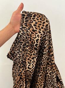 SHEIN EZwear Abrigo informal de PU con estampado de leopardo con hombros descubiertos y cierre de cremallera estilo años 90 - Multicolor - Ver 9