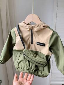 SHEIN 2pcs Young Boy Casual College Style Contrast Color Spliced With Accessories, Outdoorsy Tool Bag, Half-Open Zipper Hooded Jacket And Pants Suit, Suitable For Outdoor Activities, School Or Gathering, Autumn/Winter - Army Green - View 1