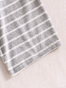 Tween Boys' Simple Light Grey Striped Shorts And Long Sleeve Hooded Zipper Top Casual Two-Piece Homewear Set - Light Grey - View 4