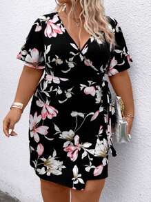 SHEIN LUNE 附花卉印花蝴蝶袖束縛側邊連衣裙