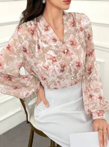 Modelyn 女士優雅花卉印花V領長袖襯衫 - 彩色 - 查看 3