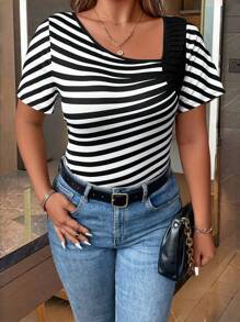 SHEIN Clasi Plus Size Women's Asymmetric Collar Striped Short Sleeve Casual T-Shirt, Summer