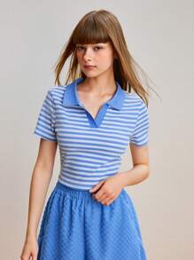 Easithlete Women's Striped Printed Athletic T-Shirt & Tank Top Set Fitted Shirt - Blue - View 4