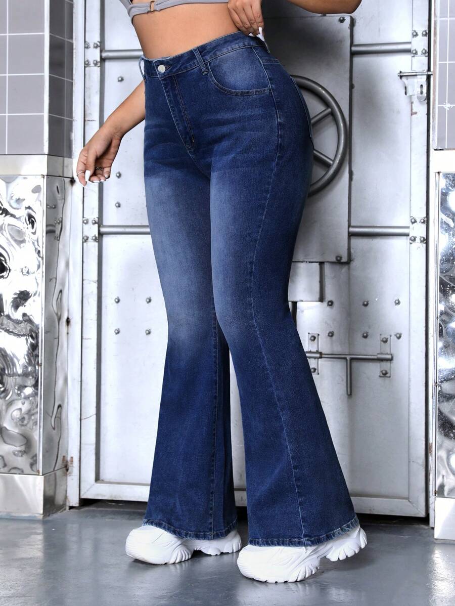 SHEIN ICON Women Plus Size Fashionable Flare-Leg Jeans For Daily - Dark Wash - View 1