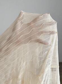 SHEIN Privé 優雅大尺碼女士上衣，半透明黑色紋理面料，春/夏季適用，適宜旅行和日常穿著 - 白色 - 查看 7