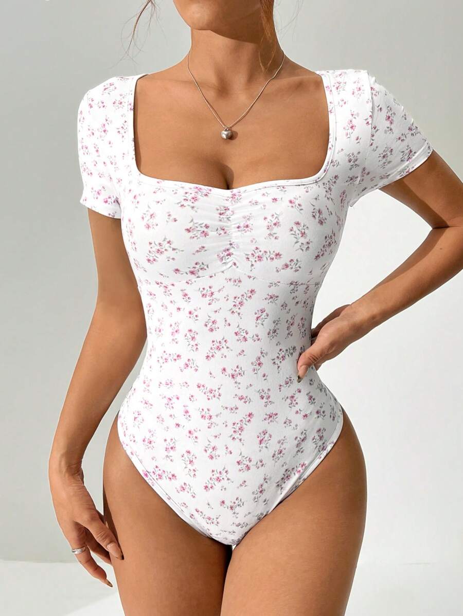 SHEIN EZwear 夏季淺口花卉方領短袖女式連體衣 - 粉色 - 查看 1