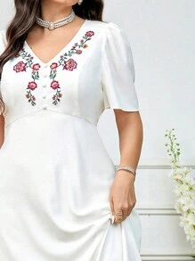 Seusyu Plus Size V-Neck Floral Embroidery Summer Short Sleeve Dress, Arabic - White - View 4