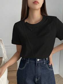 DAZY Women's Round Neck Asymmetrical Loose Short Sleeve Straight T-Shirt With Design Sense Summer