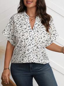 SHEIN LUNE Plus Size Floral Printed Notch V Neck Short Sleeve Blouse - Multicolor - View 3