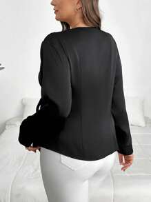 SHEIN Privé Große Größen schwarze Lässig Wickel Krawatte geraffte Einfarbige Bluse mit gekrümmtem Saum und Langarm, bequem und elegant, geeignet für Frühling und Herbst