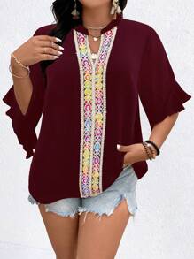 SHEIN LUNE 大尺碼刺繡V領短袖夏季休閒襯衫 - 酒紅色 - 查看 5