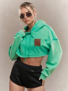MISSGUIDED Branded Logo Leather Patch Overhead Drop Shoulder Crop Hoodie Christmas - Green - View 1