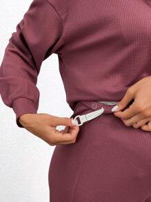 SHEIN 孕婦2入組圓領寬鬆長袖上衣和束繩時尚直筒舒適褲 - 紅色 - 查看 6