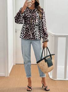 SHEIN Frenchy Camisa estampada de leopardo para mujer talla 4 con cadenas con cinturón