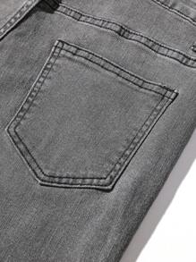 SHEIN 青少年男孩休闲时尚灰色舒适弹力牛仔裤，适合日常穿着和返校穿着