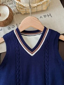 SHEIN Áo vest len hai lớp dáng rộng dành cho nam trẻ 1 phong cách đại học có đường viền cổ chữ V, lót nhiệt để tạo sự thoải mái và ấm áp. Thích hợp đi học, họp mặt, mùa về, đám cưới và tiệc tùng. - Màu xanh hải quân - Xem 4