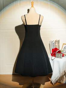 SHEIN Vestido de Halterneck Estilo Feriado com Contas para Adolescentes - Preto - Visão 2