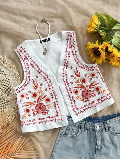 Soleia 女士浪漫乡村风刺绣上衣，白色背景上绣有彩色花朵，开襟无袖设计，适合秋季女装、度假装和返校装穿着。