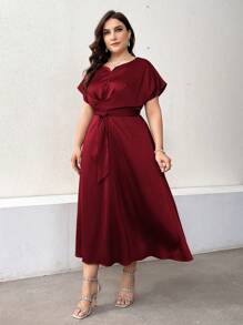 Modelyn Vestido largo de noche con cuello en pico, mangas tipo murciélago y cinturón, color rojo burdeos