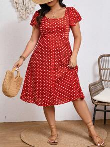 SHEIN Frenchy Vestido rojo vintage con botones al frente, abertura en el muslo y estampado de lunares para tallas grandes, ideal para verano - Rojo y blanco - Ver 8