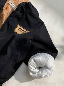 SHEIN Baby Boy Black Contrast Color Thicken Thermal Lined Letter Pattern Hooded Jacket, Winter