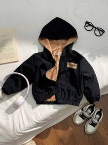 SHEIN Baby Boy Black Contrast Color Thicken Thermal Lined Letter Pattern Hooded Jacket, Winter