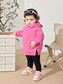 SHEIN 可愛又百搭的嬰兒女童帽衫，帶有3D耳朵，適用於秋冬季節