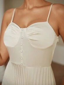 Chiquease Elegant Pleated Hemline And Delicate Cup Design Bodycon Dress With Spaghetti Straps For A Sexy Figure - Apricot - View 8
