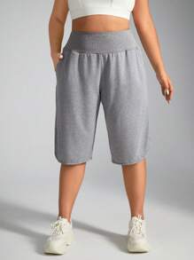 SHEIN Daily&Casual Plus Lightweight Slant Pockets Curved Hem Sports Shorts - Light Grey - View 2