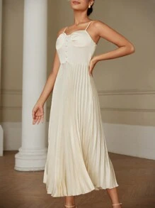 Chiquease Elegant Pleated Hemline And Delicate Cup Design Bodycon Dress With Spaghetti Straps For A Sexy Figure - Apricot - View 5