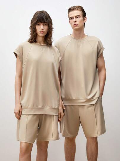 Manfinity VCAY 男士針織寬鬆休閒圓領倫敦袖T恤和高腰修身短褲套裝，適用於夏季