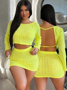 Zolique Women's Solid Color Simple Daily Wear Backless Long Sleeve Top And Skirt Two-Piece Set Casual Bachelorette Outfit Brunch Oufits Vacation Outfits Woman