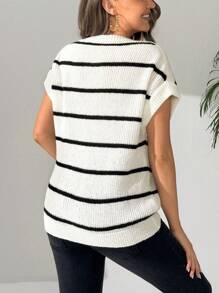 SHEIN 孕妇条纹圆领蝙蝠袖毛衣，孕妇日常休闲装 - 黑與白 - 查看 2