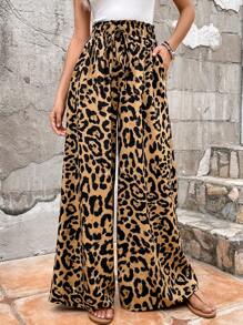 SHEIN LUNE Pantalones anchos y cortos con estampado de leopardo y diseño de pliegues de moda para atuendos de vacaciones - Multicolor - Ver 1