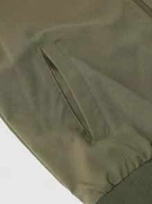 Manfinity Roughcore Men Letter & Dragon Graphic Bomber Jacket Without Tee - Army Green - View 5